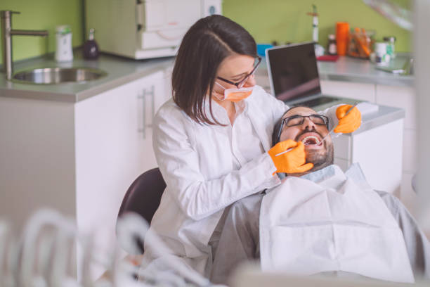 Best Cracked Tooth Emergency Dentist  in Jefferson, WI